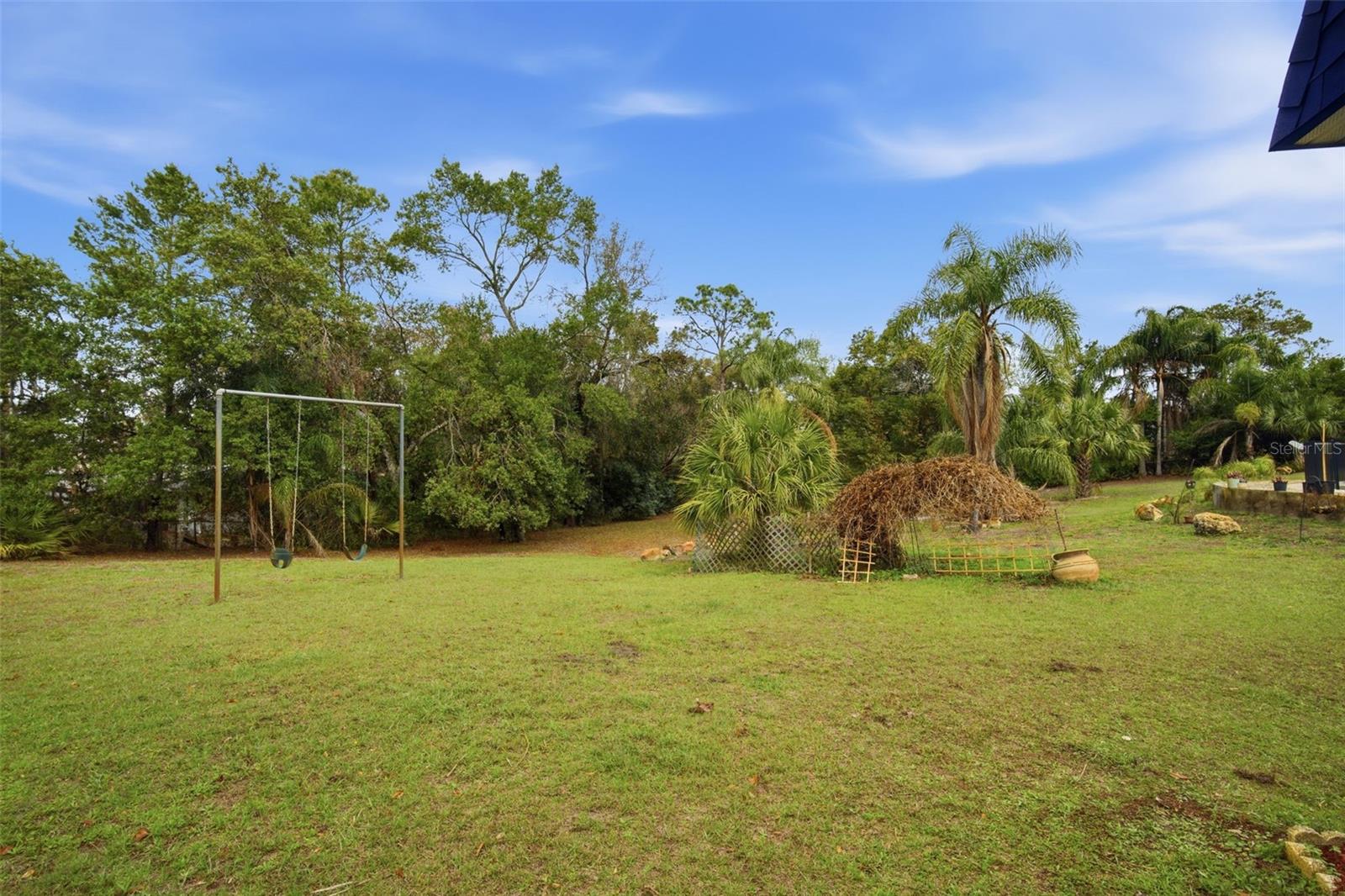TB8477617 Property Photo 54