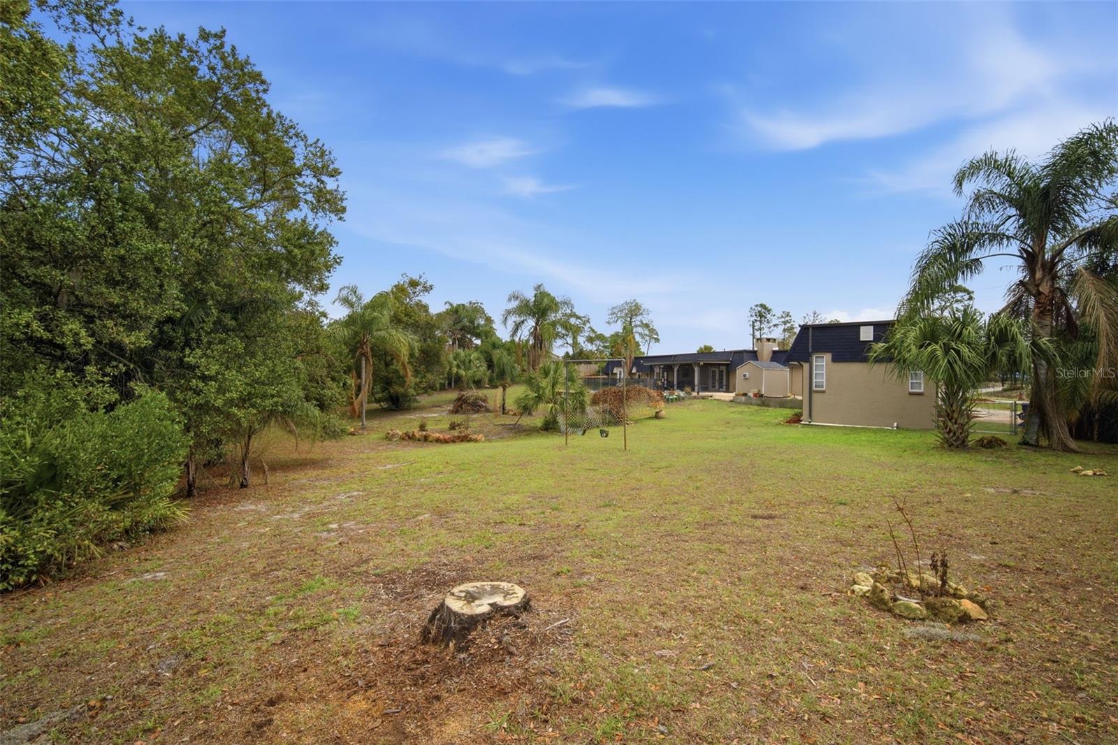 TB8477617 Property Photo 55
