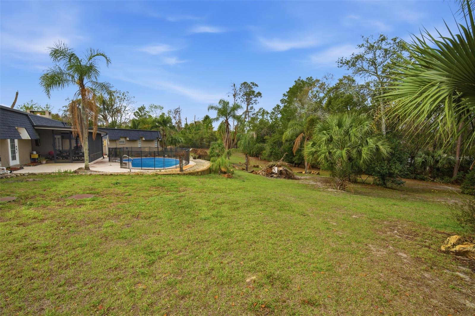 TB8477617 Property Photo 57