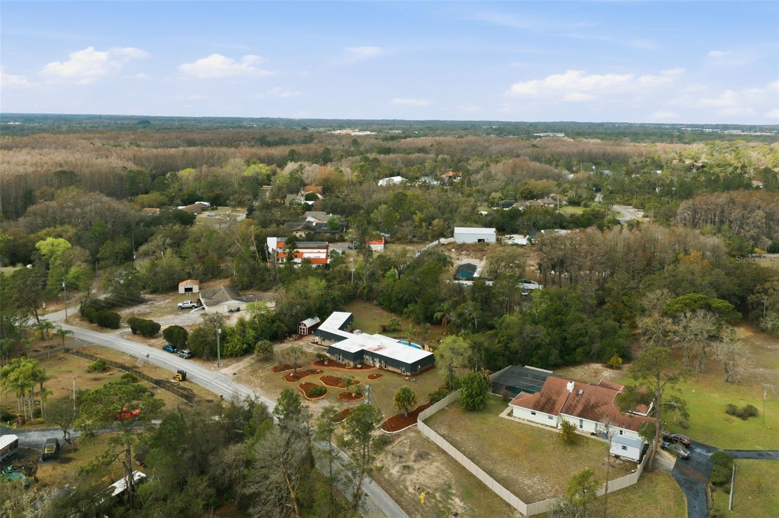 TB8477617 Property Photo 59
