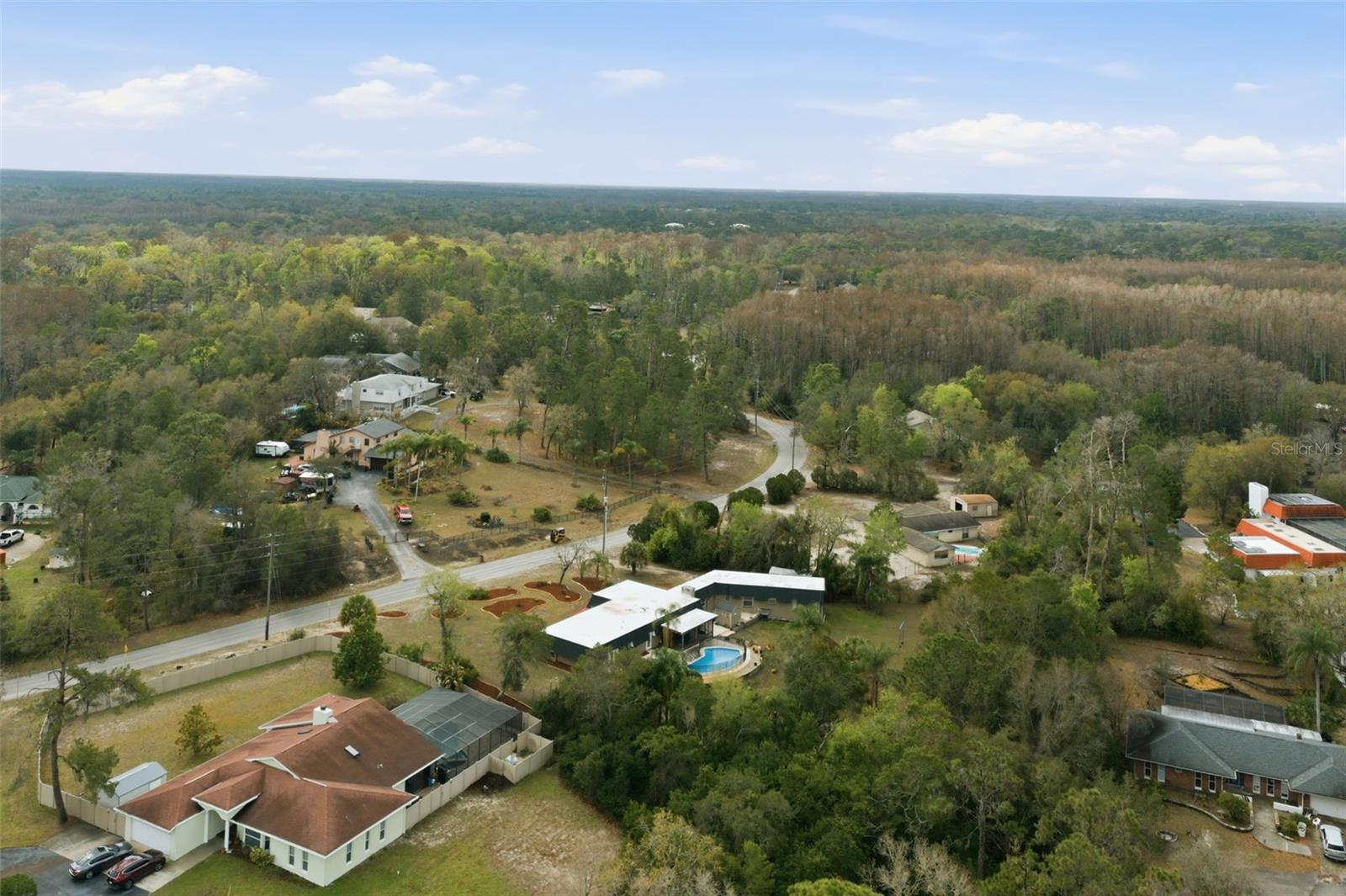 TB8477617 Property Photo 61