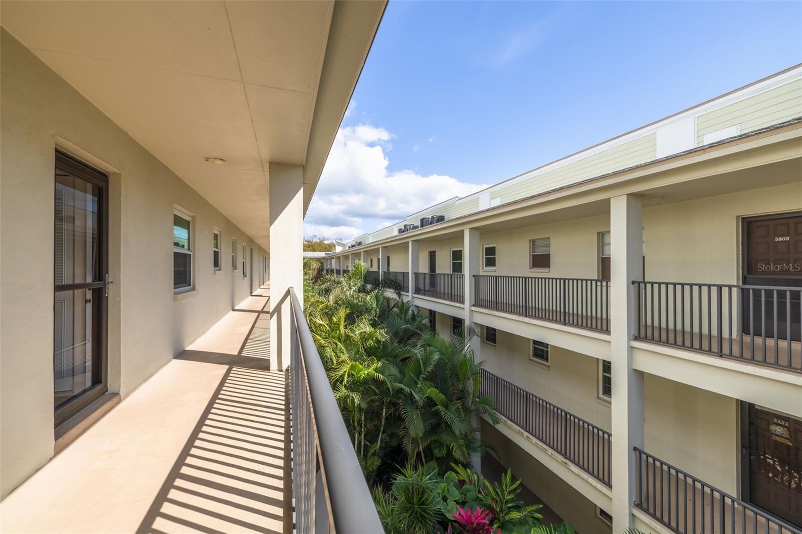 2700 Bayshore Blvd #5302 Property Photo 6