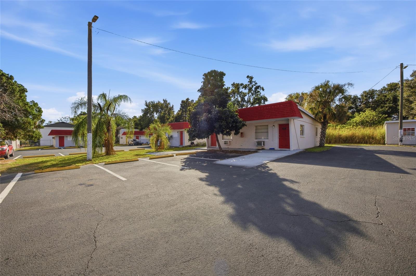 11733 N 12th St #l Property Photo 16