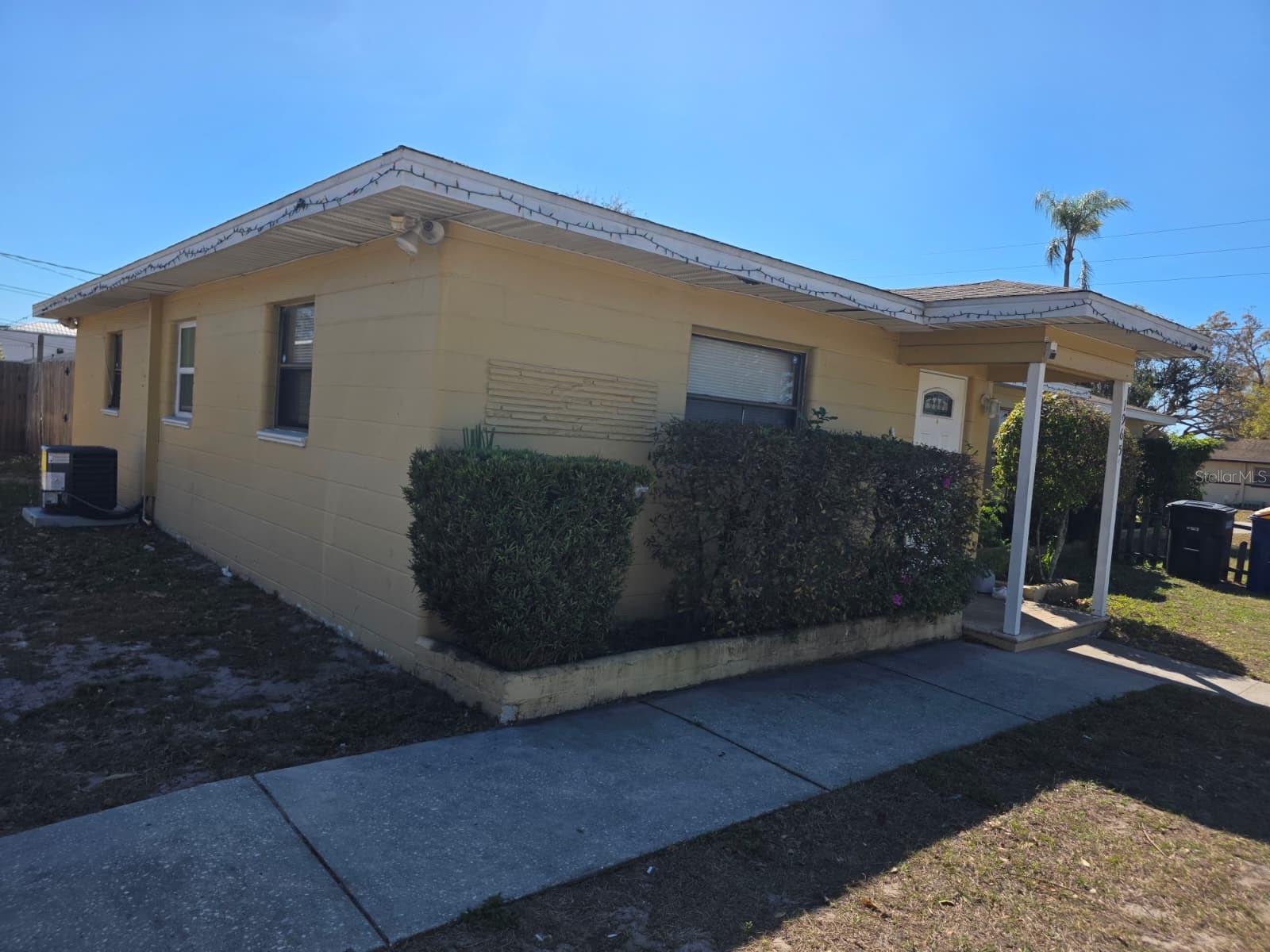 1965 RAINBOW DR Property Photo 1