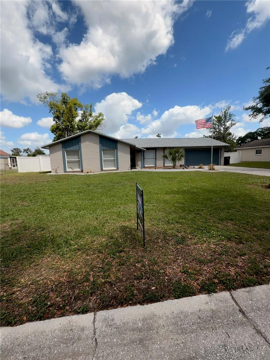 1210 Lady Elaine Dr Property Photo 1