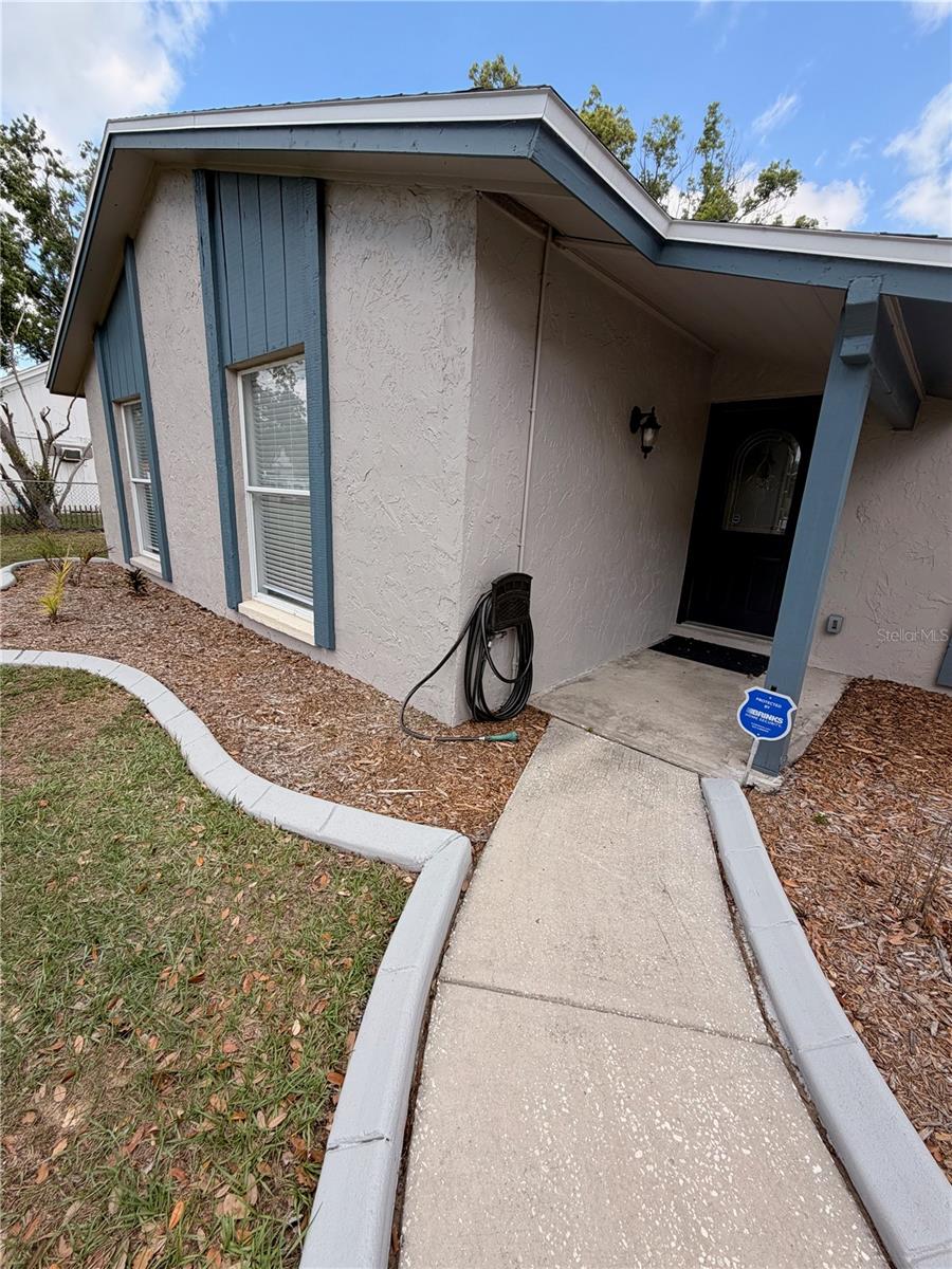 1210 Lady Elaine Dr Property Photo 5