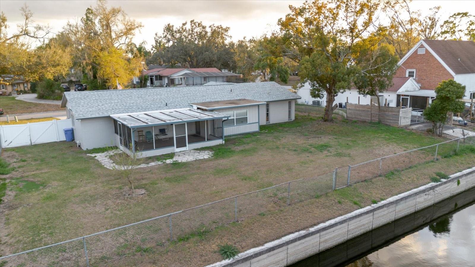 1210 Lady Elaine Dr Property Photo 7
