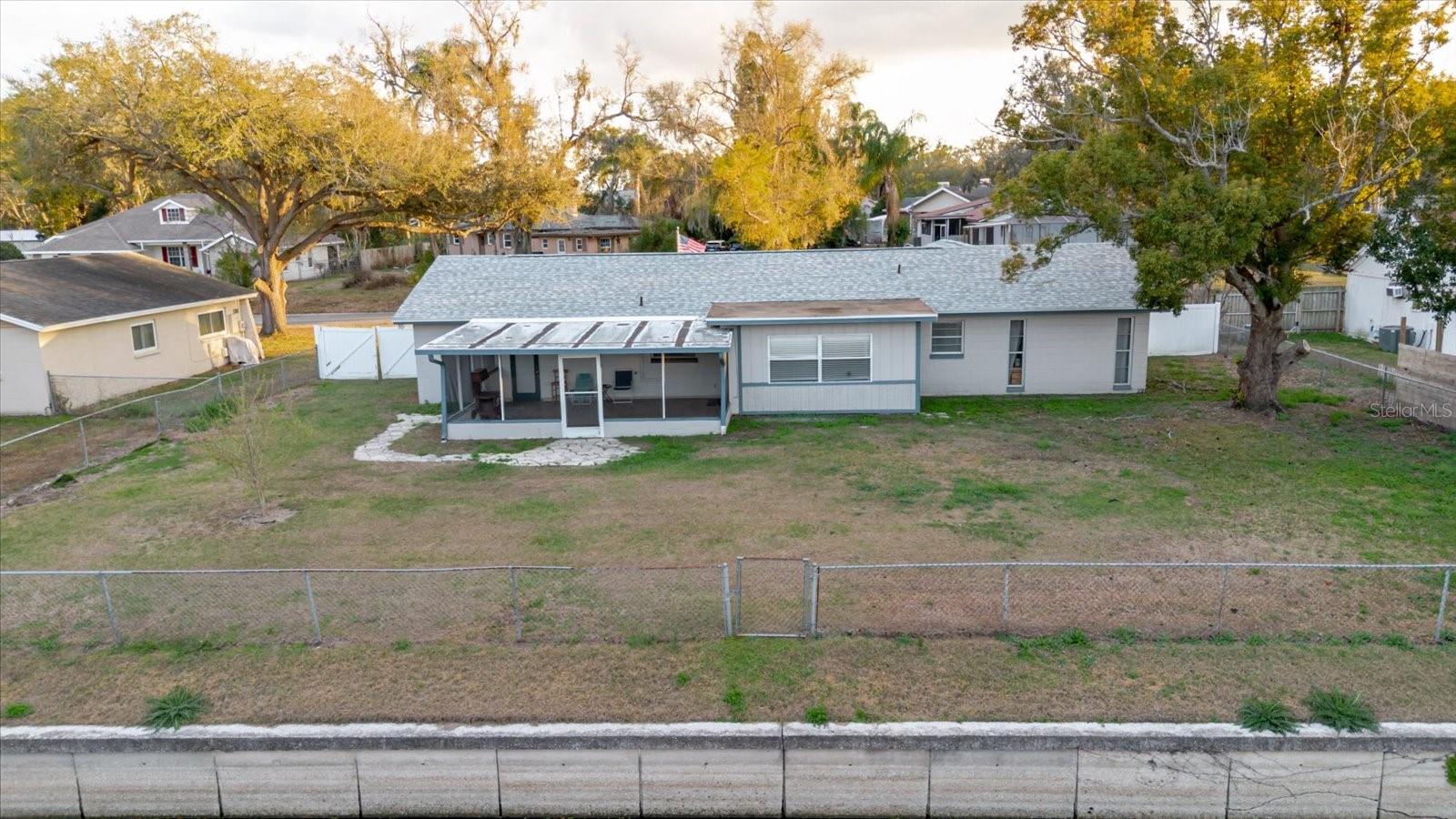 1210 Lady Elaine Dr Property Photo 8