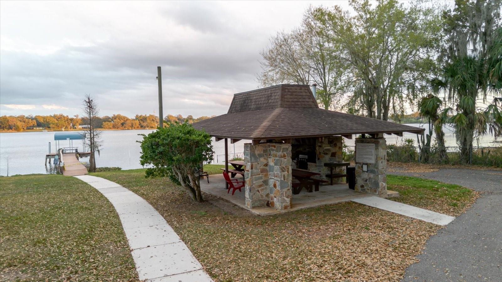 1210 Lady Elaine Dr Property Photo 13