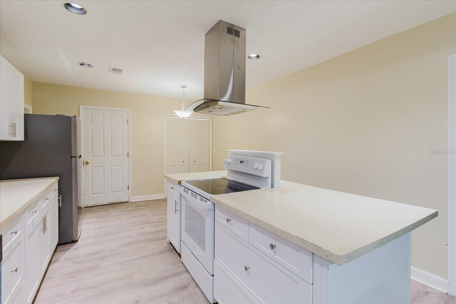 1210 Lady Elaine Dr Property Photo 81