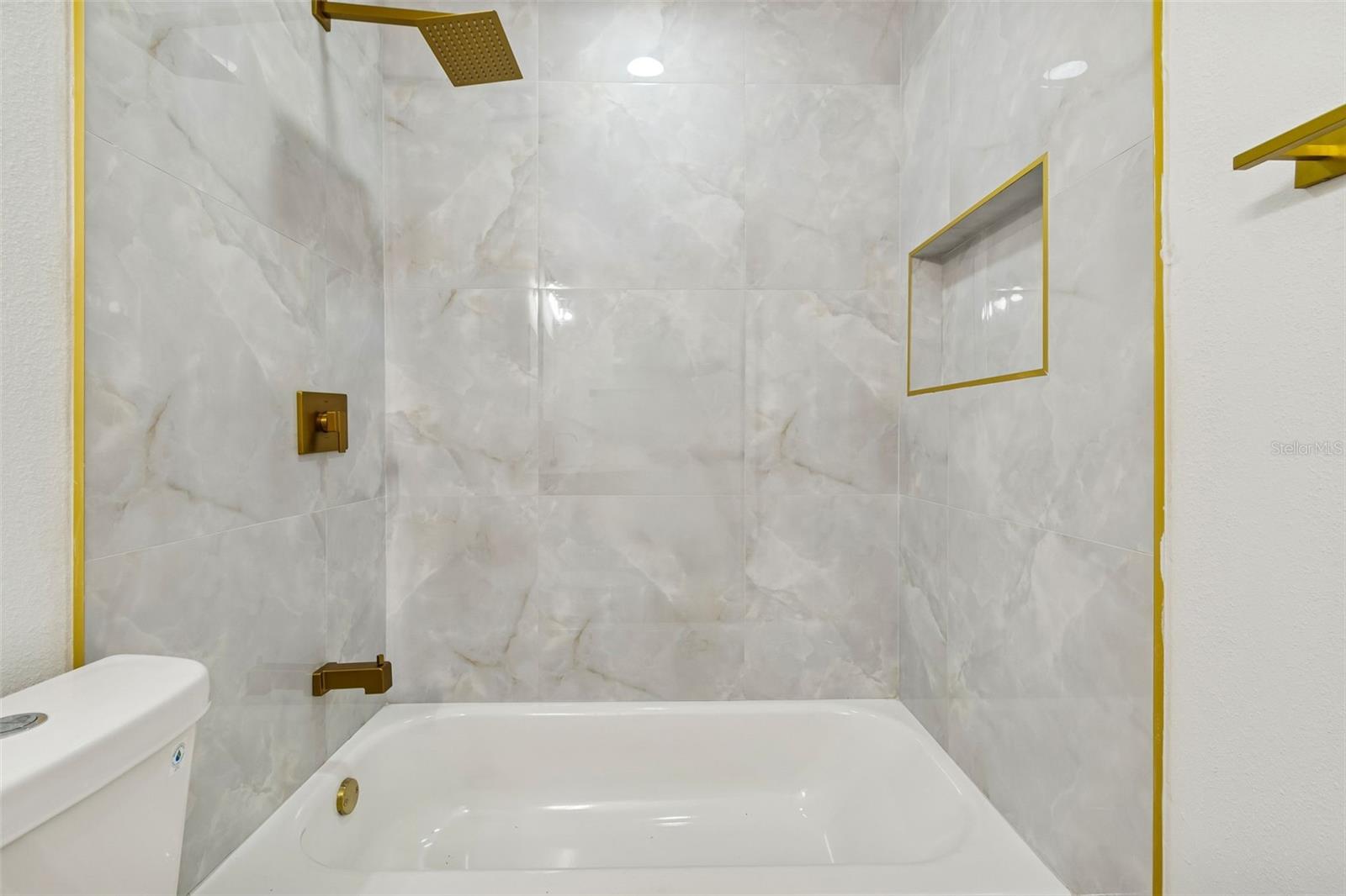 7910 W Powhatan Ave Property Photo 36
