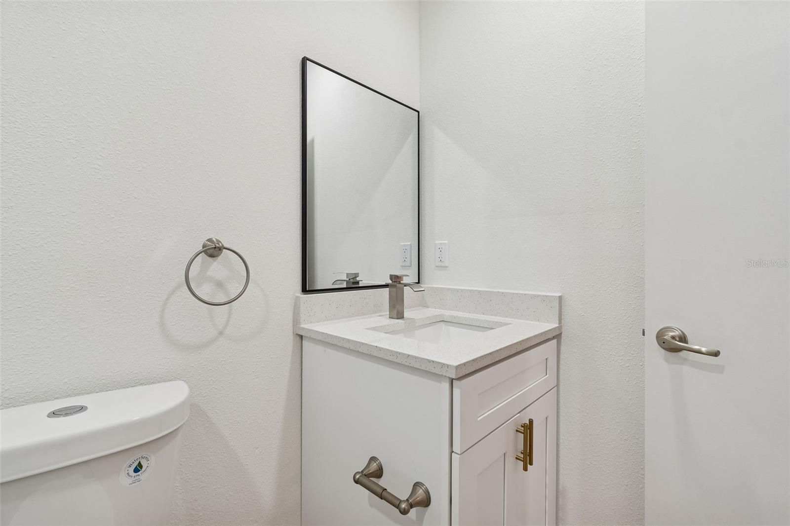 7910 W Powhatan Ave Property Photo 84