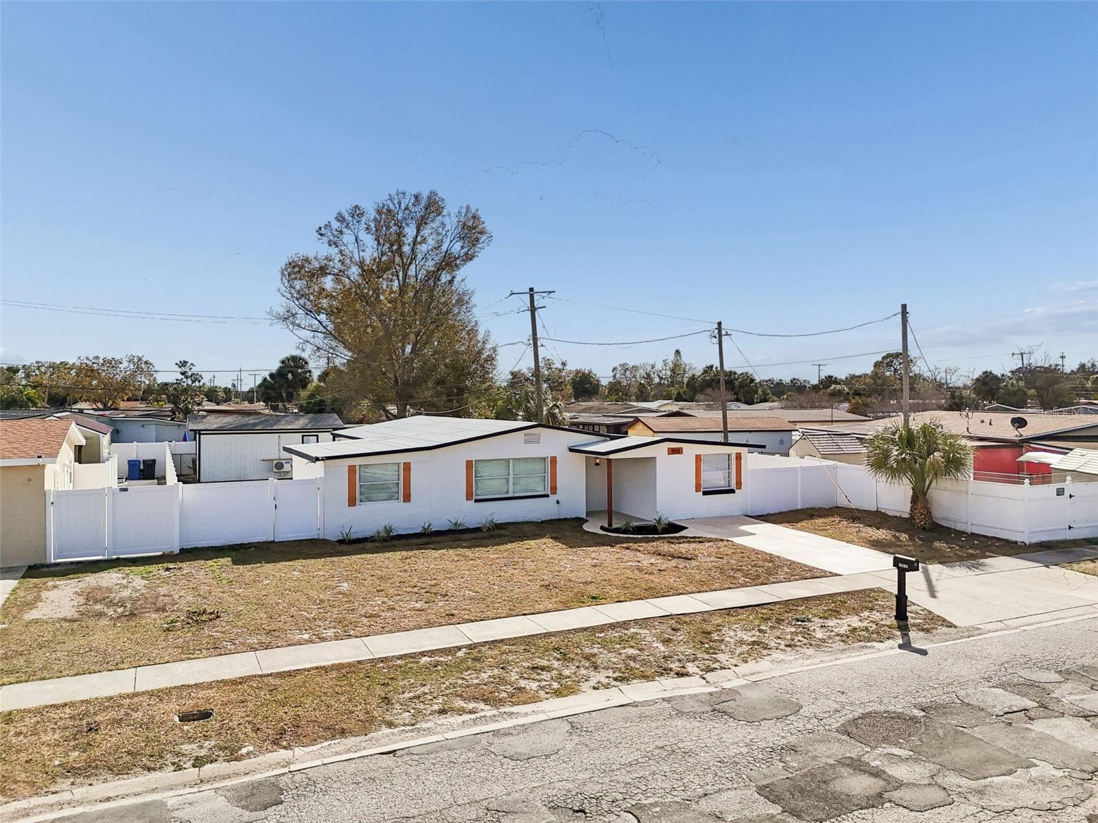 7910 W Powhatan Ave Property Photo 89