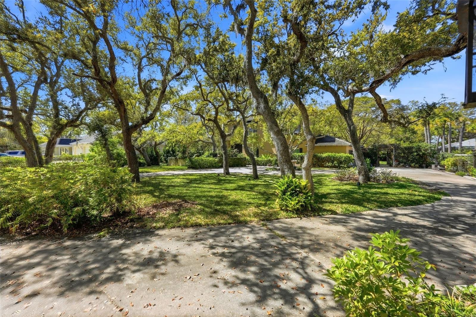 10785 Danielle Dr Property Photo 5