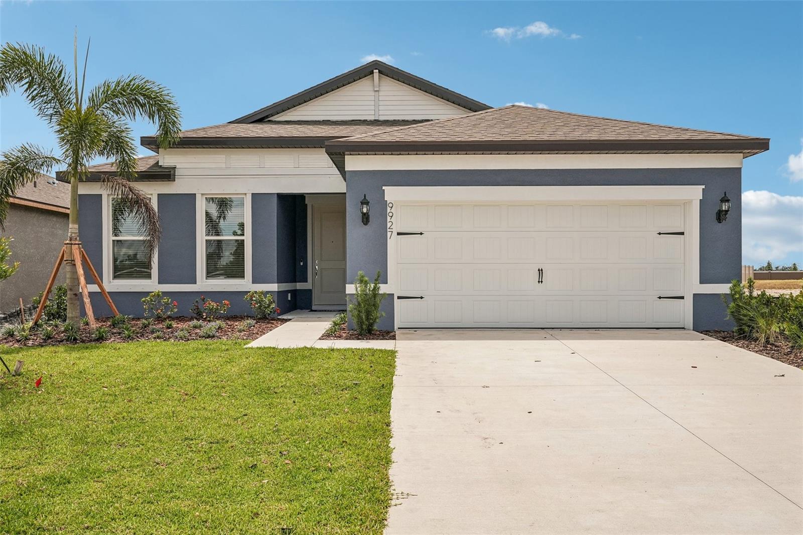 9927 Johnson Oaks Gln Property Photo 1
