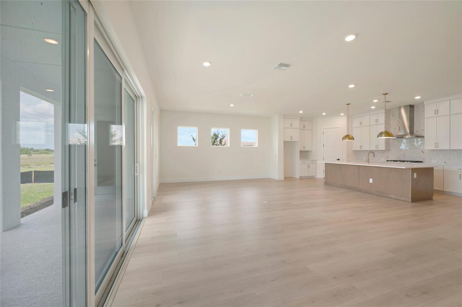 17988 Foxtail Loop Property Photo 9