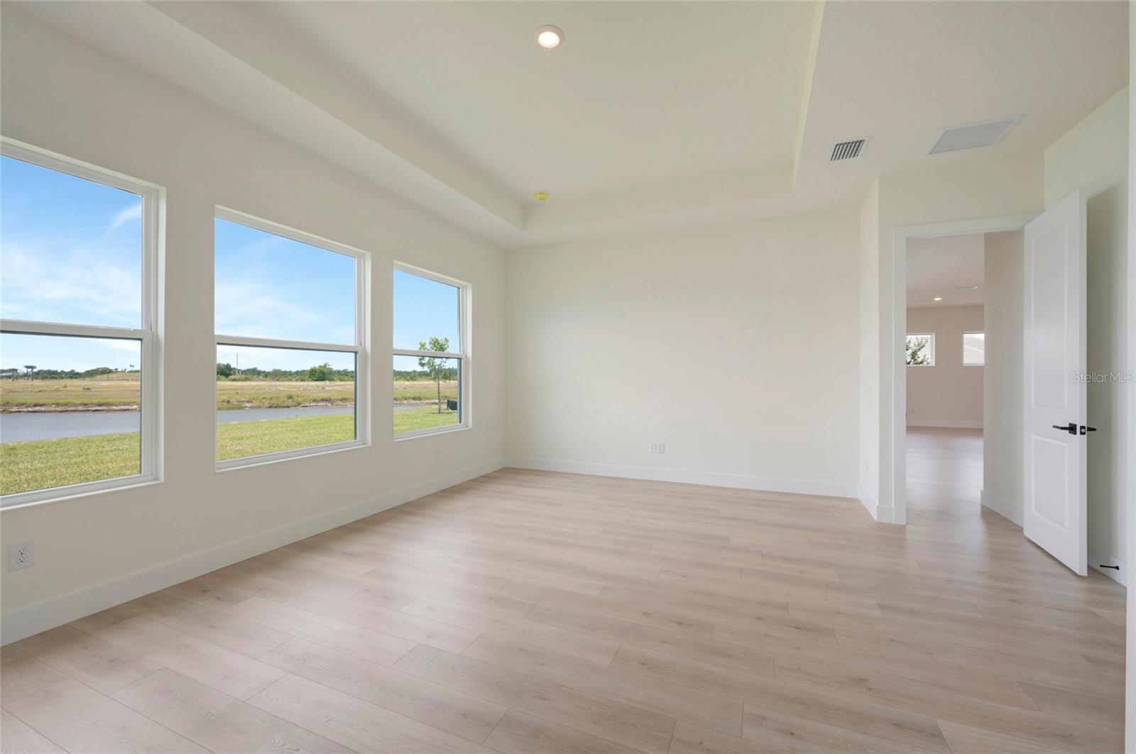 17988 Foxtail Loop Property Photo 13