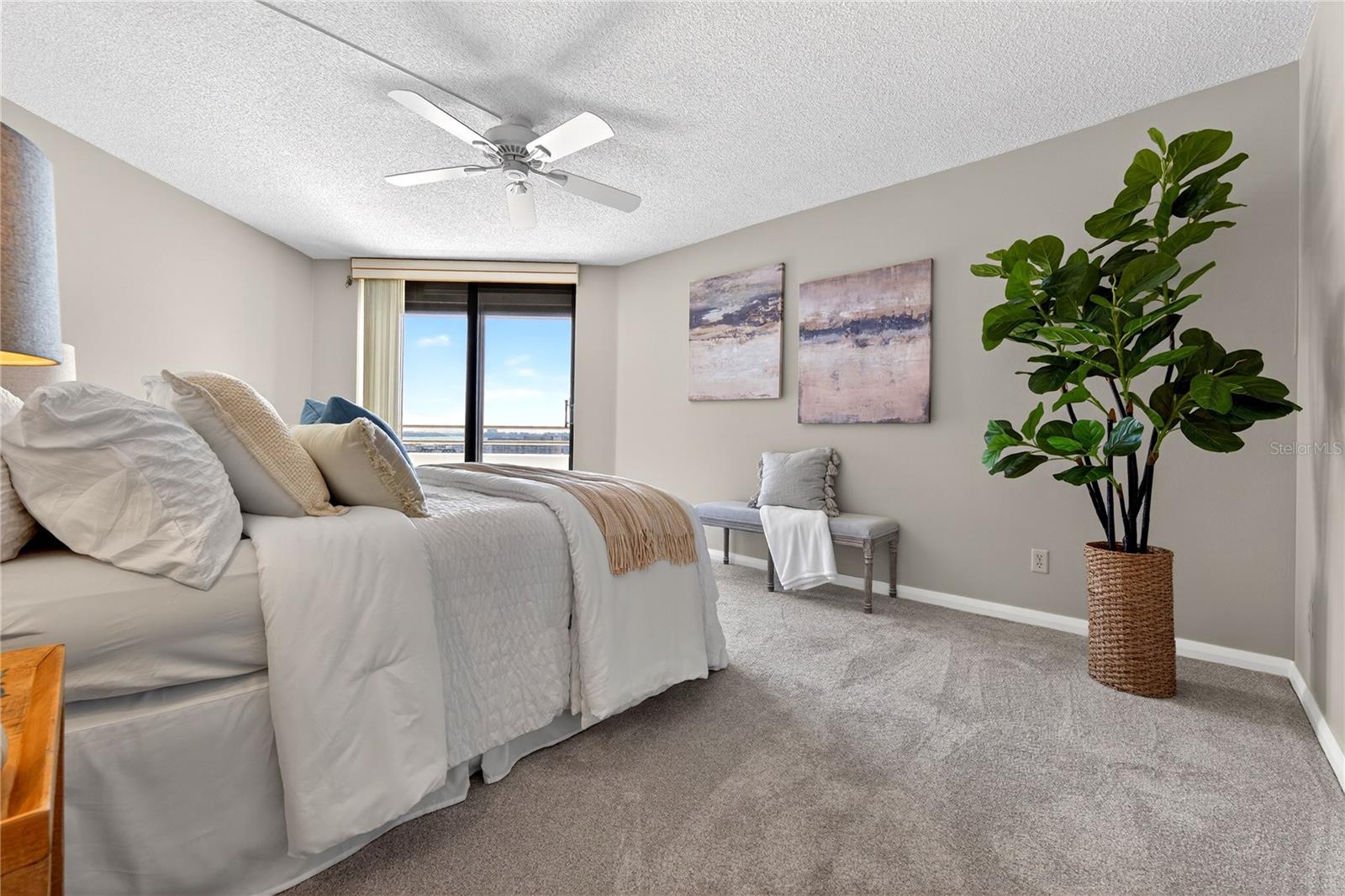 5950 Pelican Bay Plz S #2e Property Photo 33