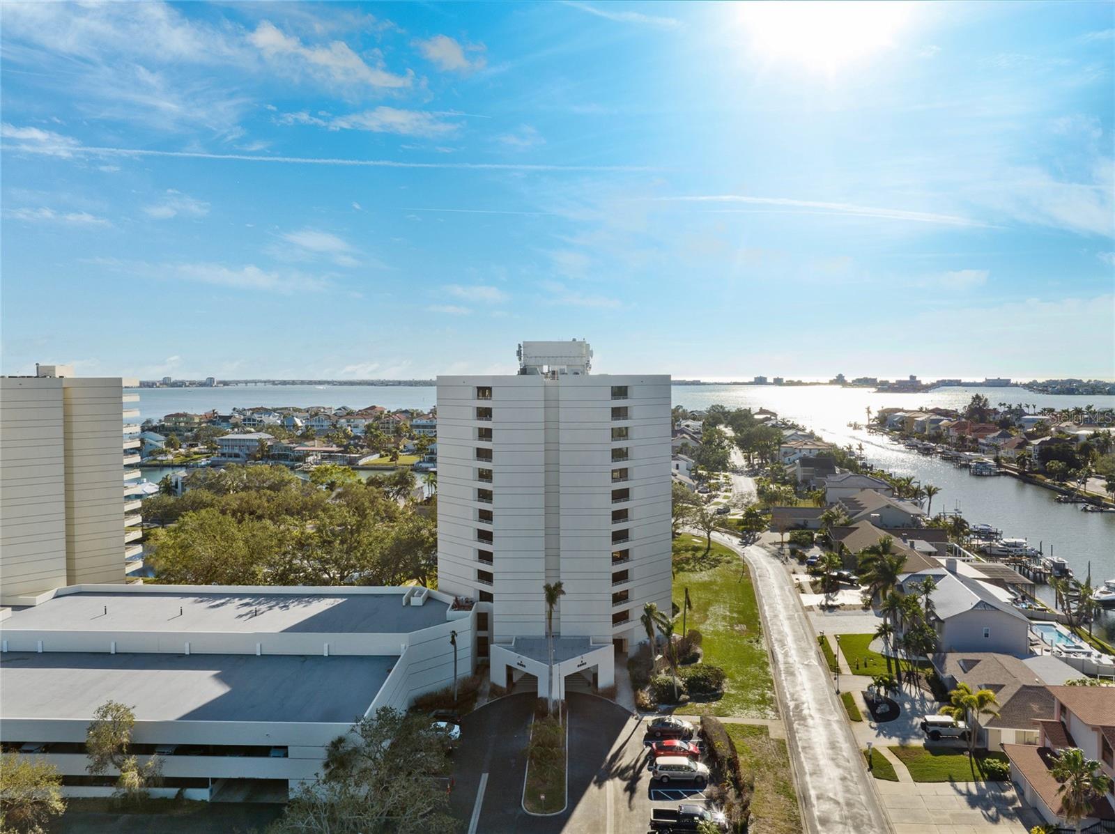 5950 Pelican Bay Plz S #2e Property Photo 50