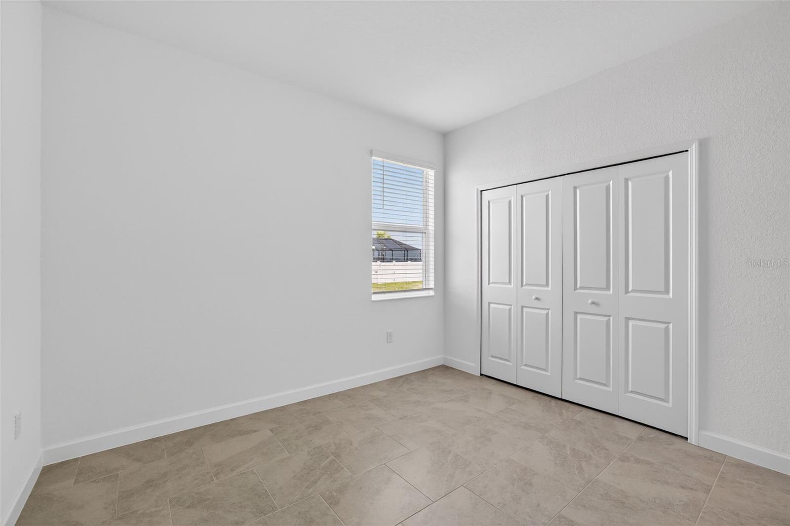 3205 Pineberry Xing Property Photo 16