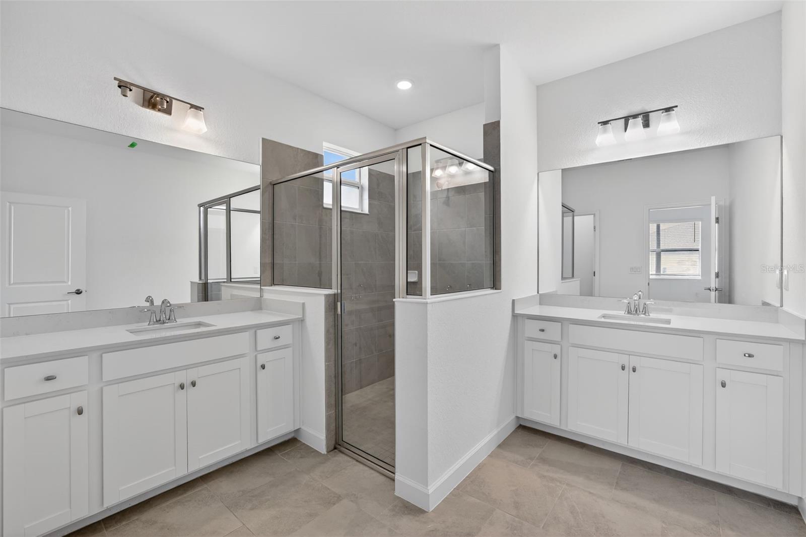 3205 Pineberry Xing Property Photo 17