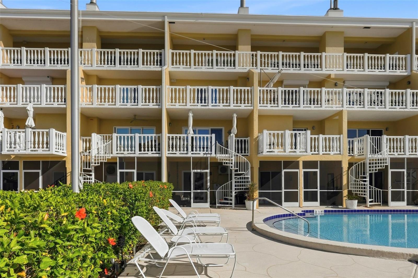 544 Pinellas Bayway S #th13 Property Photo 28