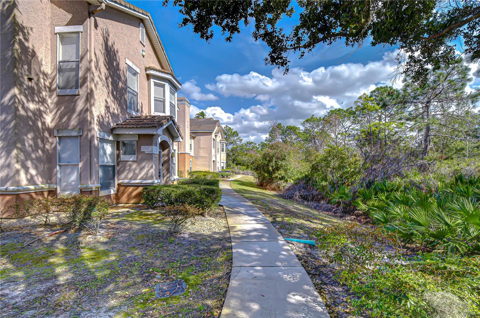 10409 Villa View Cir #10409 Property Photo 2