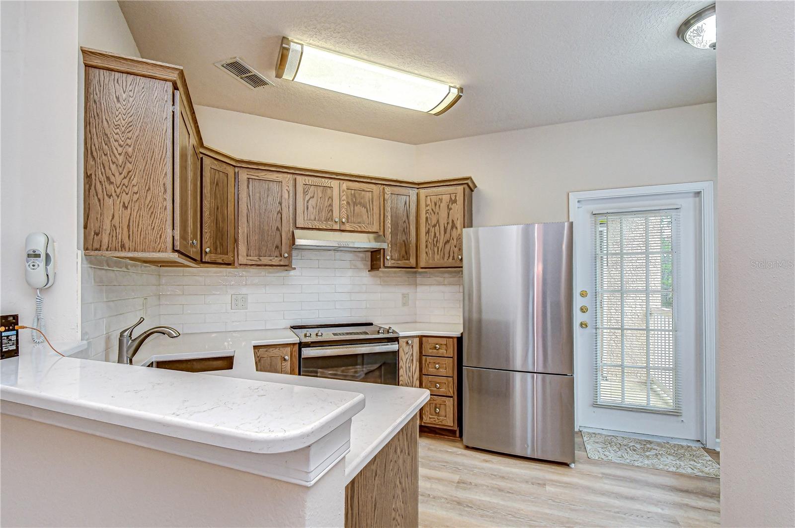 10409 Villa View Cir #10409 Property Photo 11