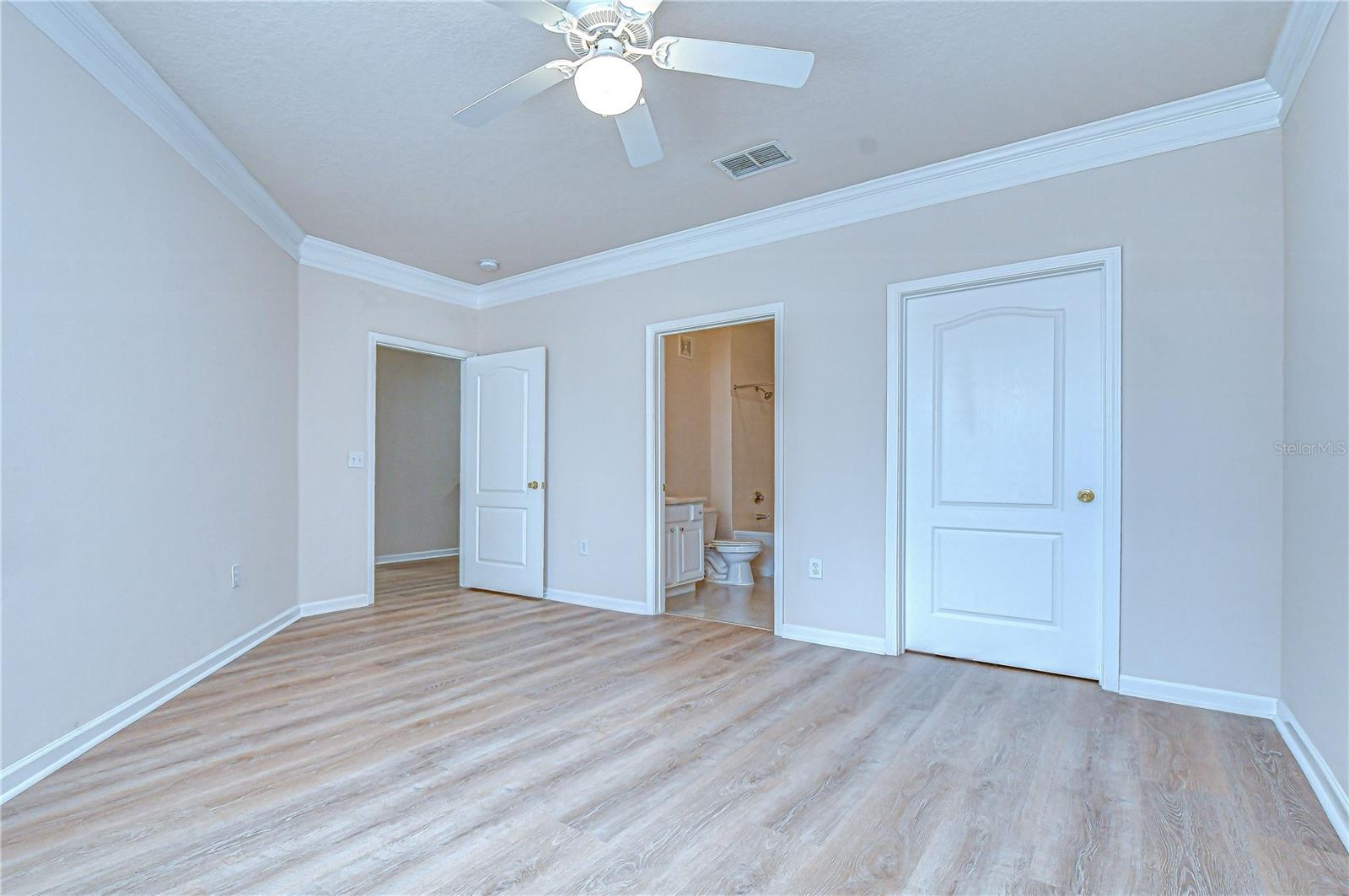 10409 Villa View Cir #10409 Property Photo 30