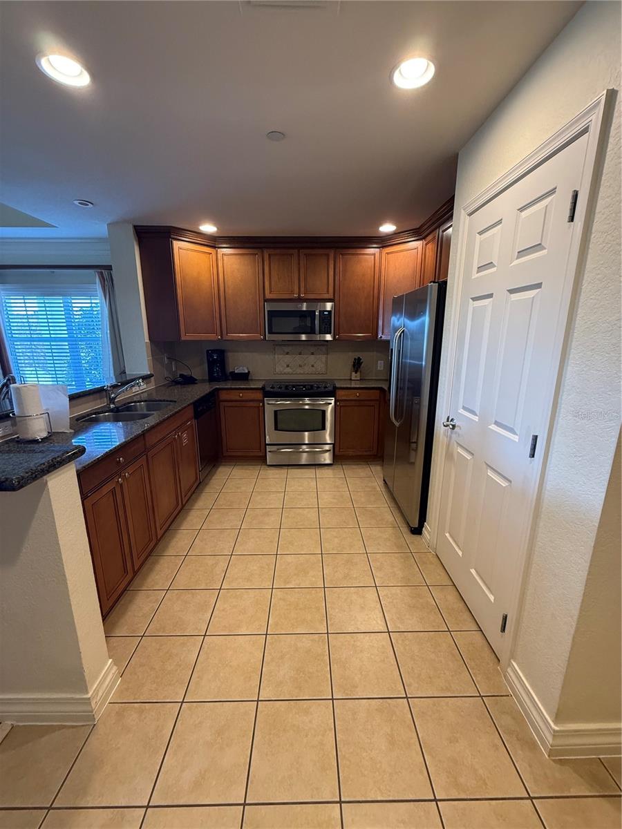 7610 Sandy Ridge Dr #304 Property Photo 11