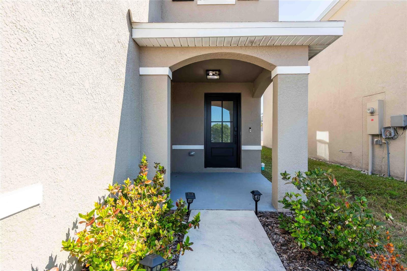 12172 Lily Magnolia Ln Property Photo 2