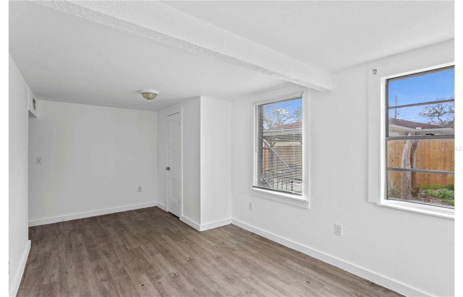 4103 N Howard Ave Property Photo 6