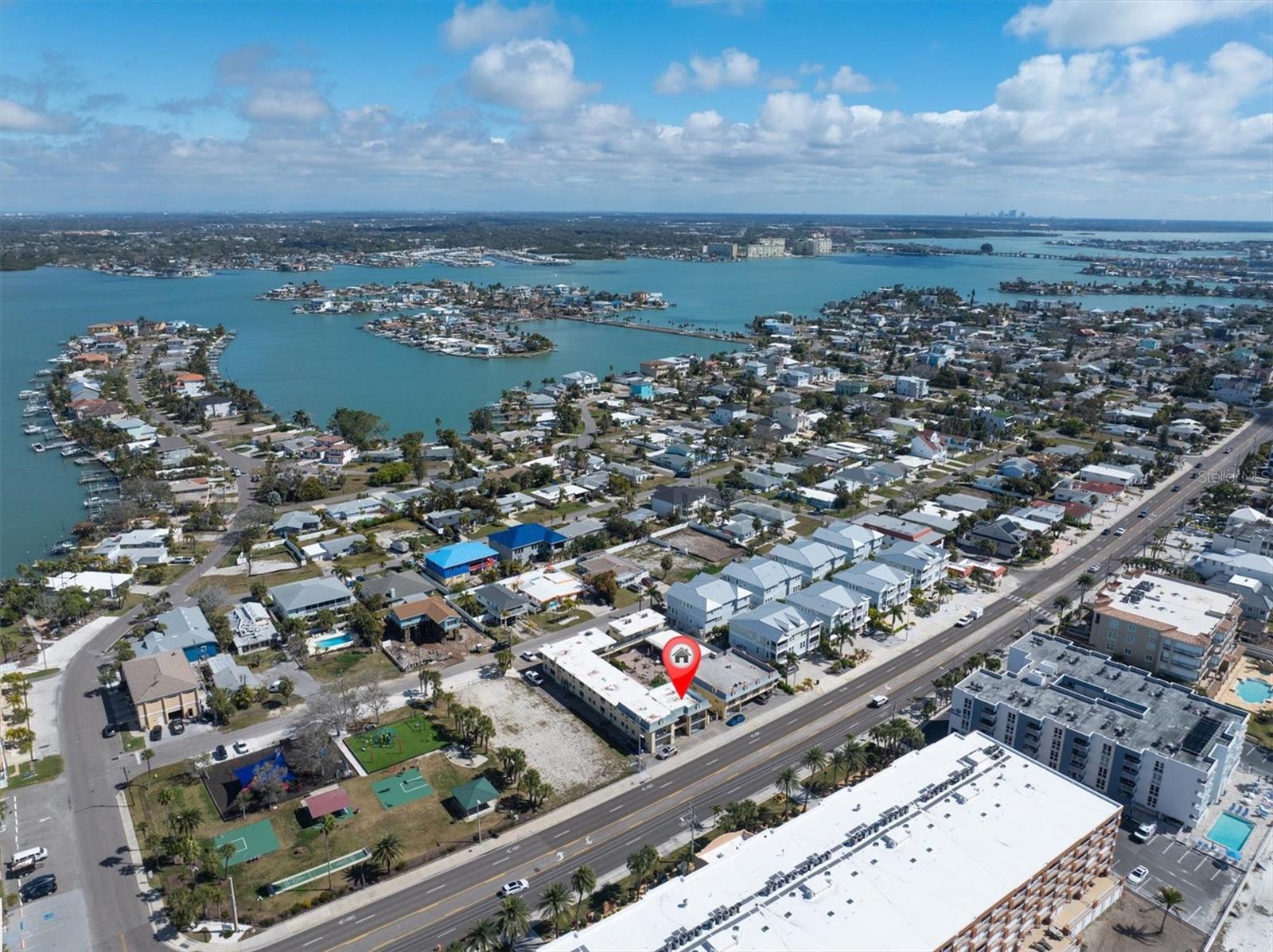 16333 Gulf Blvd #201 Property Photo 8