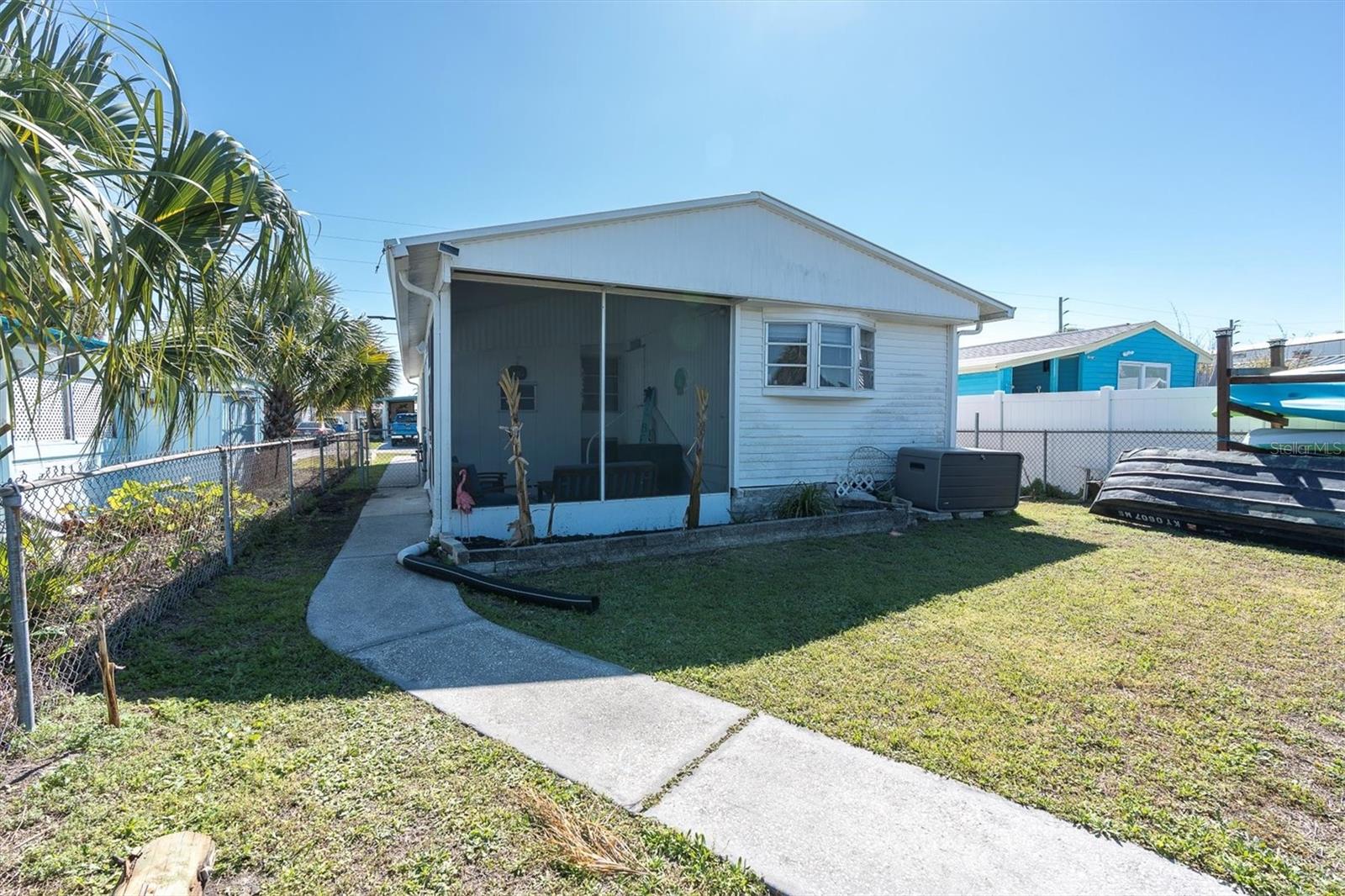 6627 Tower Drive Property Photo 9