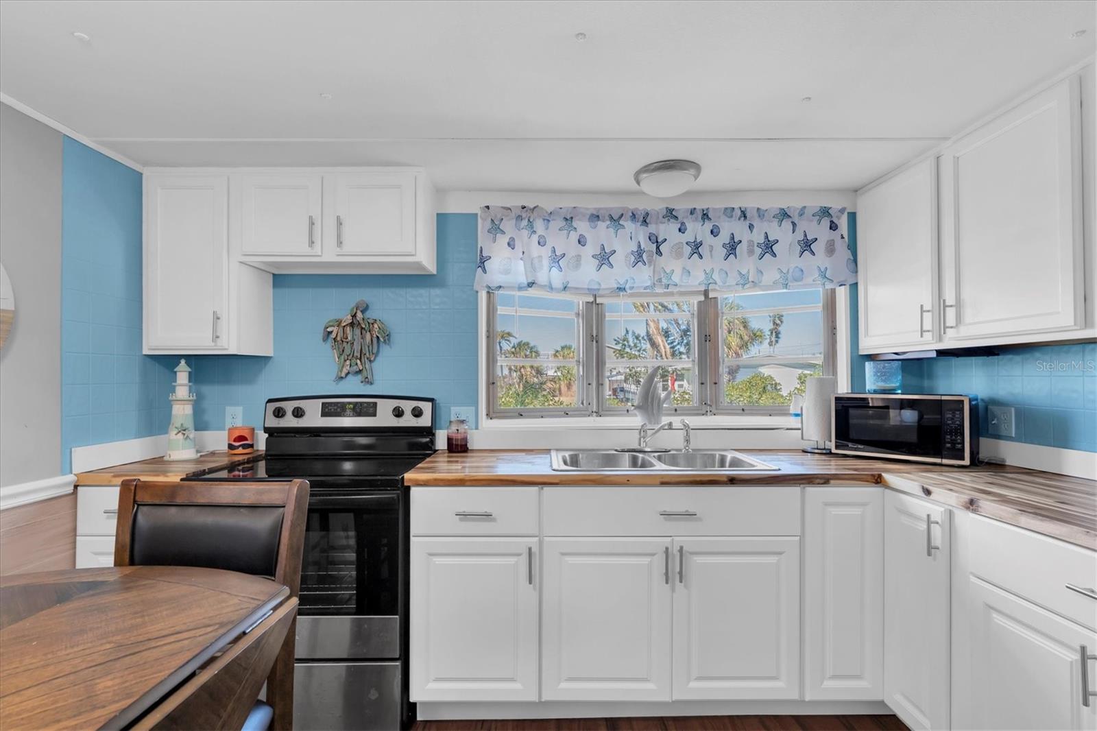 6627 Tower Drive Property Photo 18
