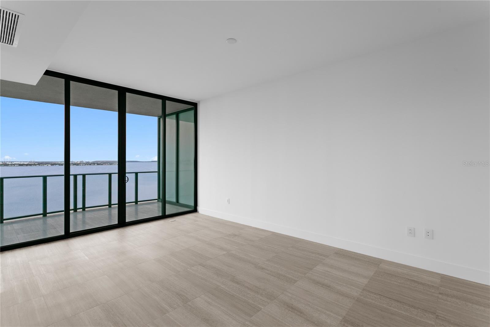 3015 S Ysabella Ave #1601 Property Photo 11