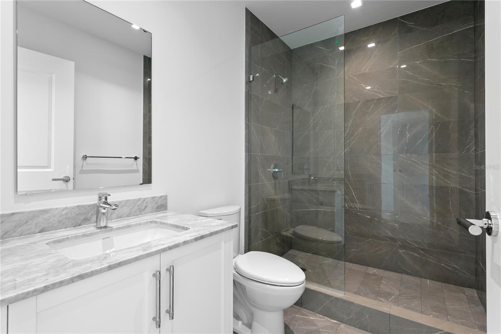 3015 S Ysabella Ave #1601 Property Photo 27