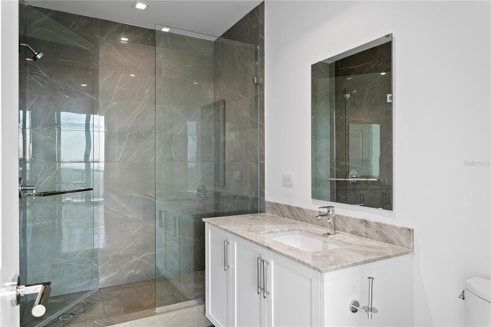 3015 S Ysabella Ave #1601 Property Photo 33