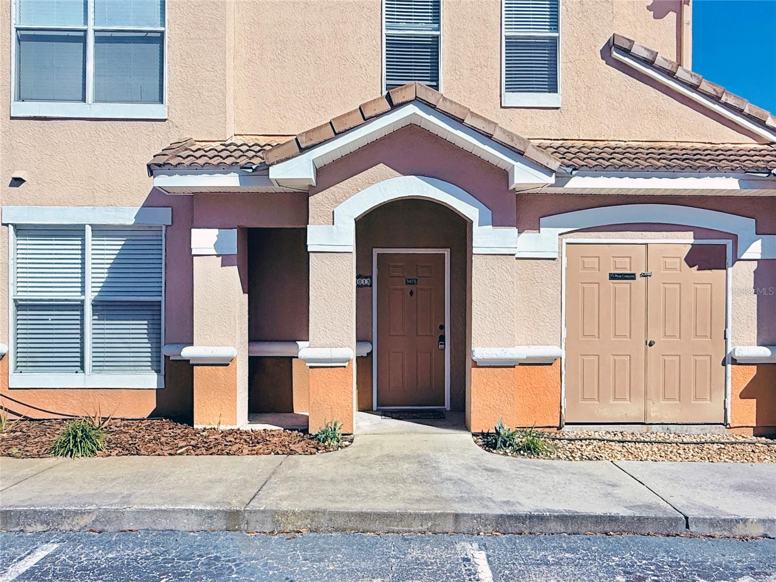 18013 Villa Creek Dr Property Photo 2