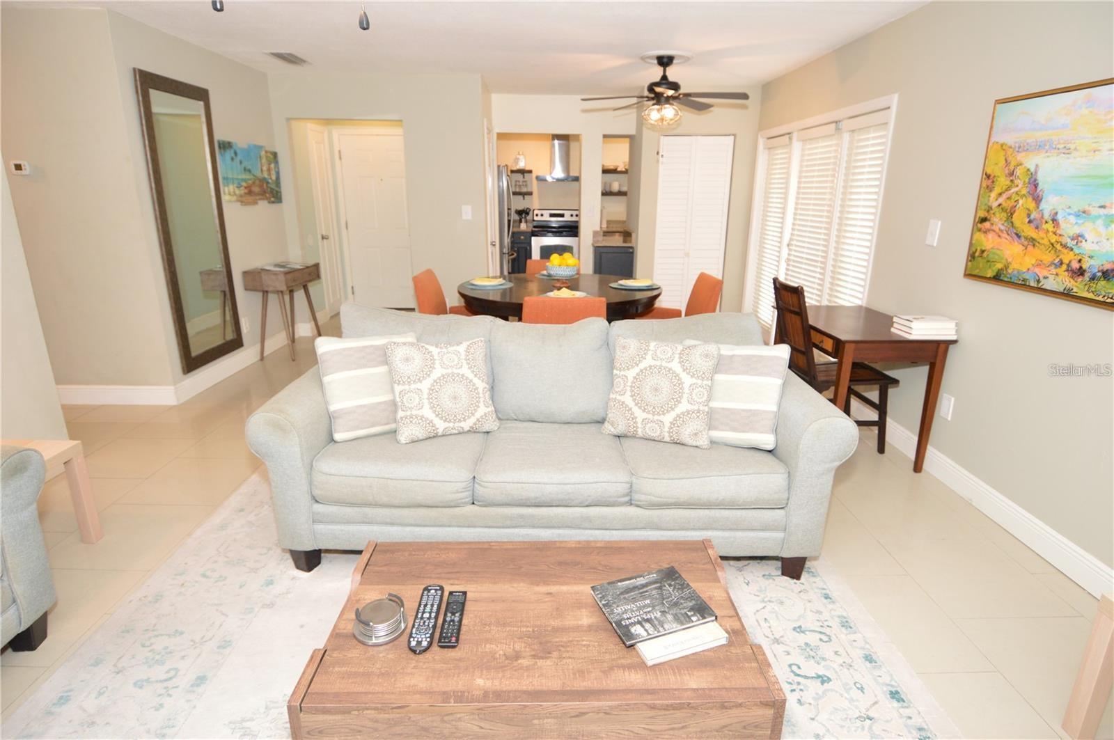 3873 Pompano Dr Se #d Property Photo 6
