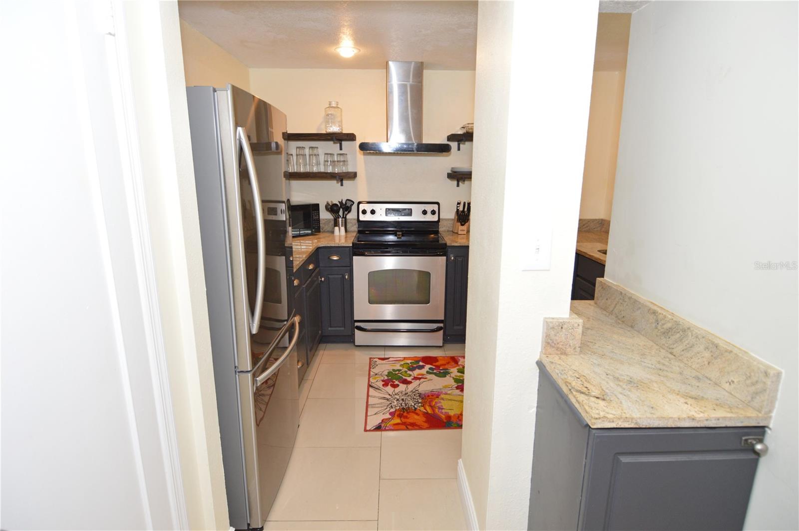 3873 Pompano Dr Se #d Property Photo 10