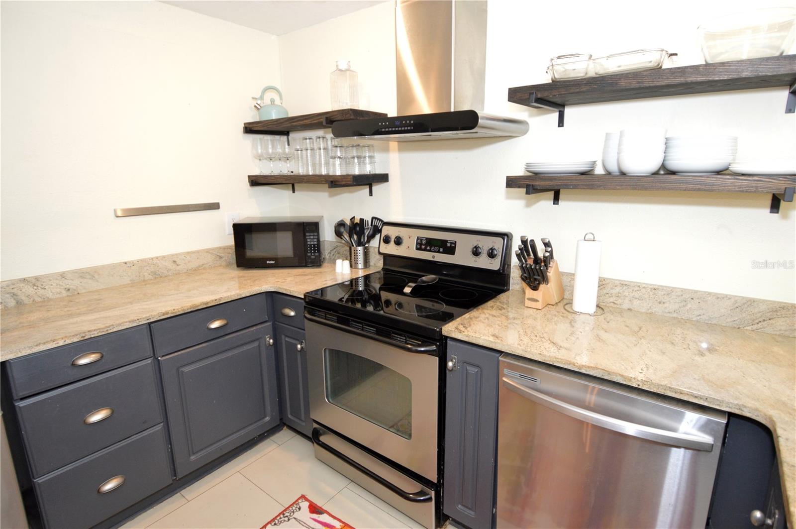 3873 Pompano Dr Se #d Property Photo 13