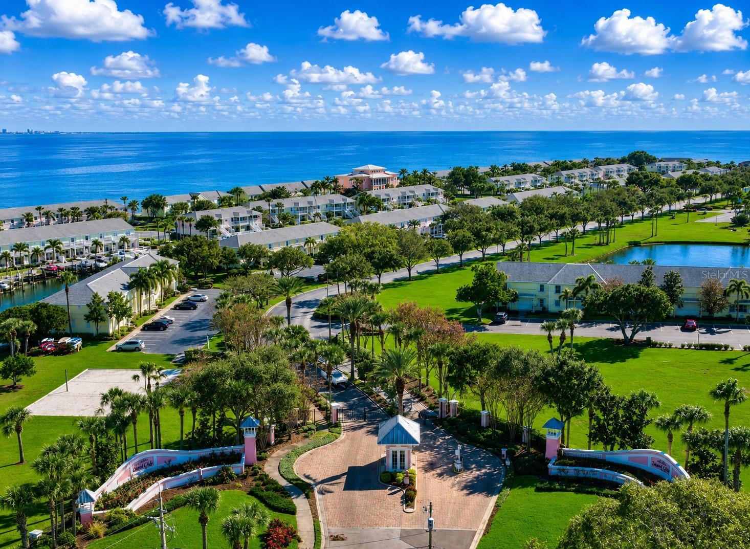 3873 Pompano Dr Se #d Property Photo 100