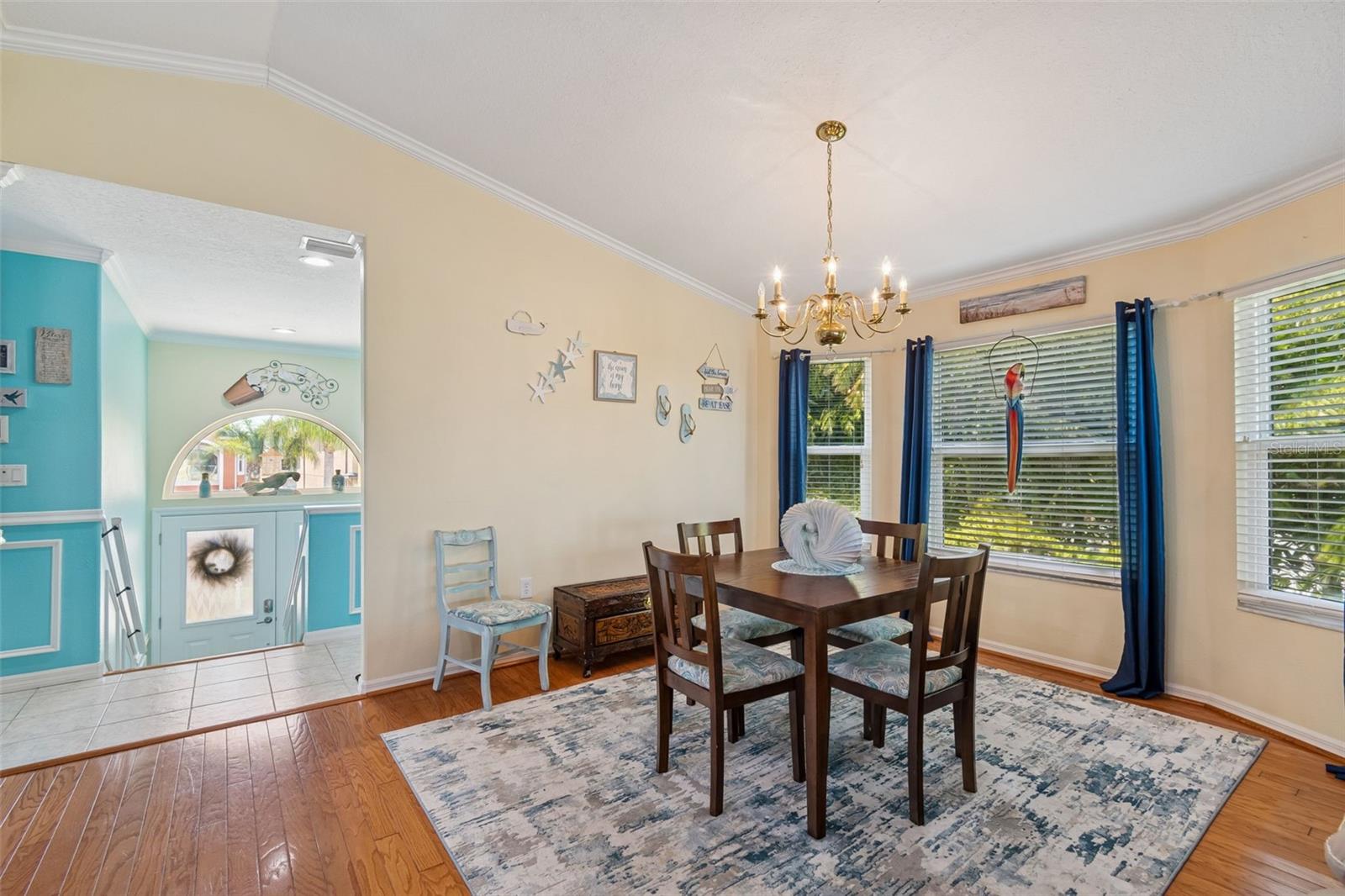 6170 Seaside Dr Property Photo 5