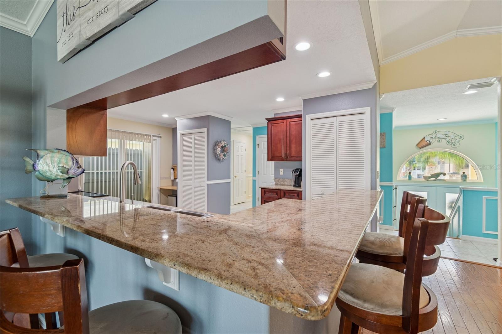 6170 Seaside Dr Property Photo 16