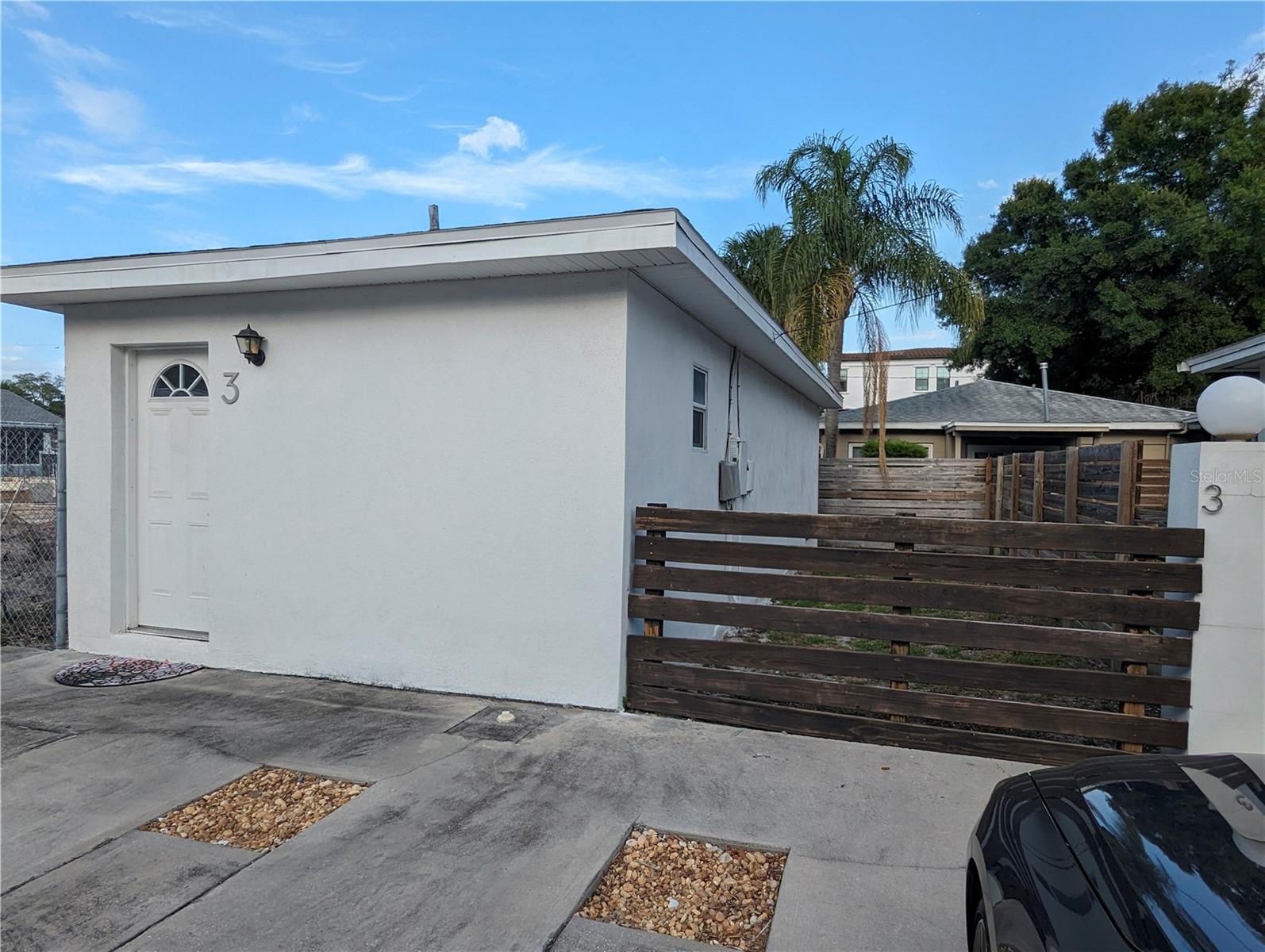 411 S Albany Ave #3 Property Photo 1