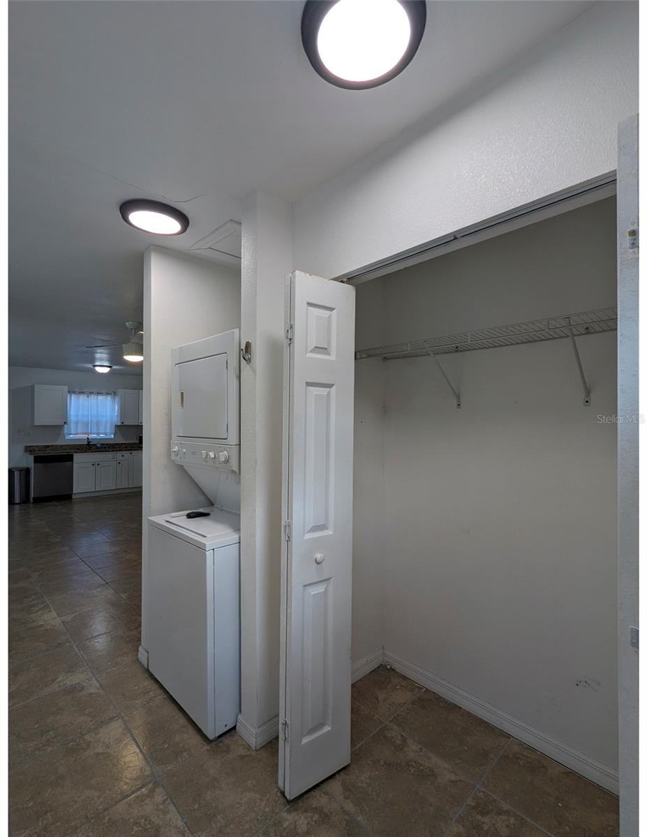 411 S Albany Ave #3 Property Photo 7