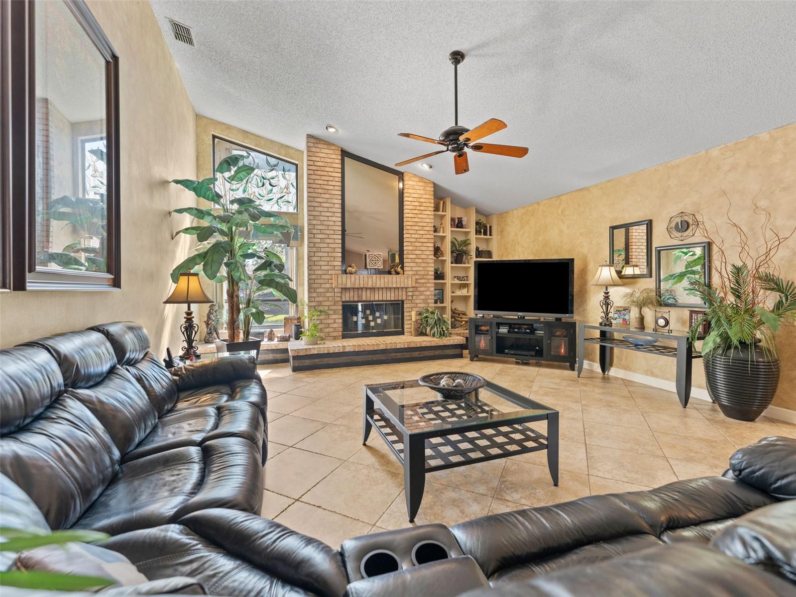 4830 Longwater Way Property Photo 24