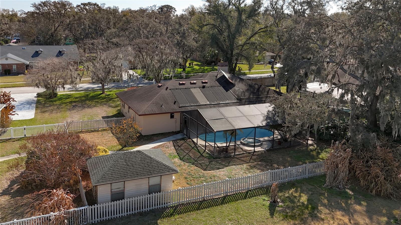 452 Summit Chase Dr Property Photo 25