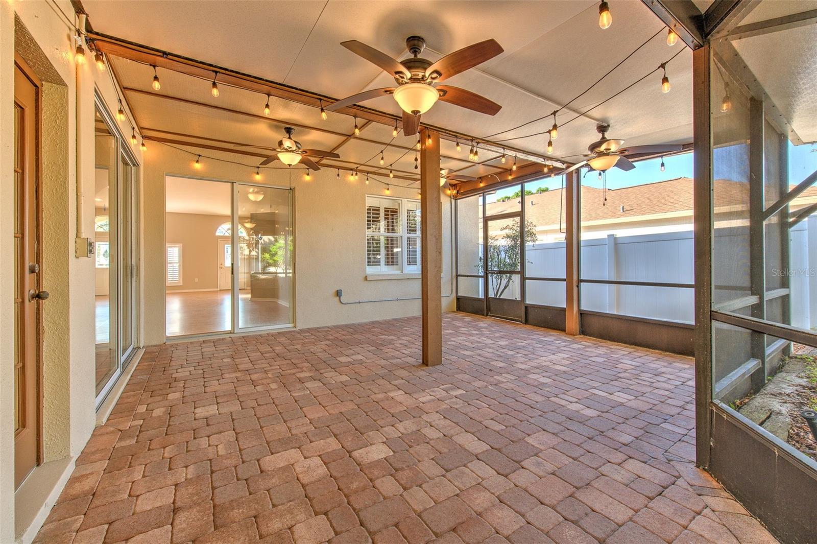 4719 Portobello Cir Property Photo 3